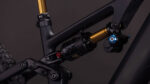 Bicicleta Eléctrica MTB Cube AMS Hybrid ONE77 C:62 AT 600X 2026 – Carbon'n'Gold - Imagen 7